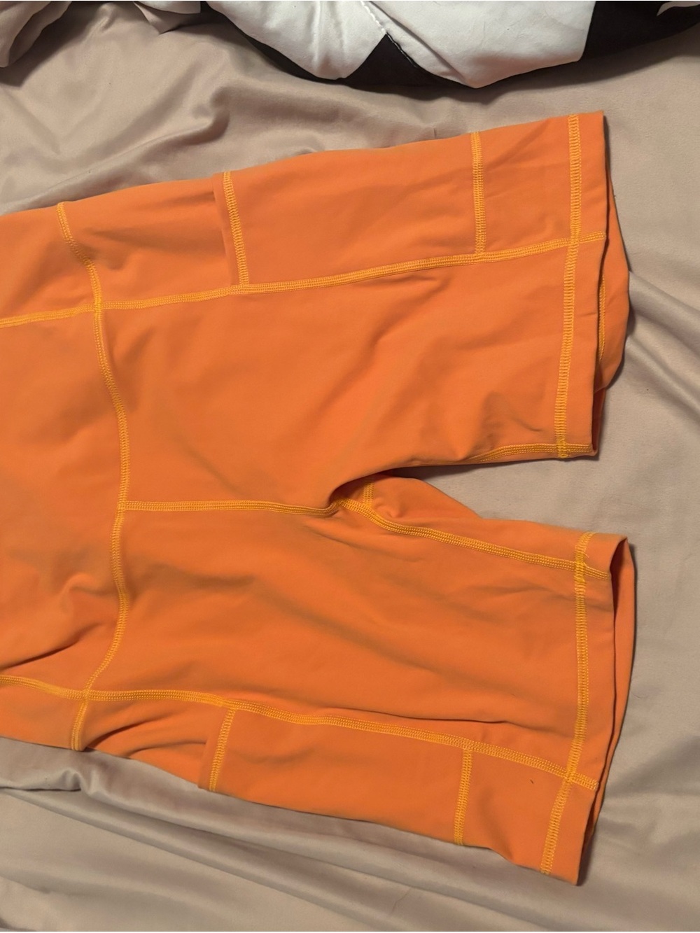 Halara orange shorts. size XL.